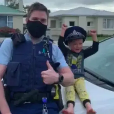 4 Year Old Calls Cops For This